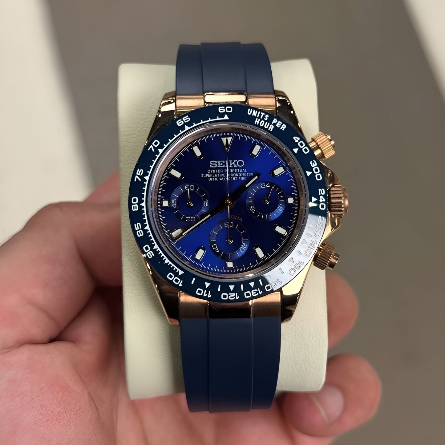 MONTURE® Deep Sea Rose Dial
