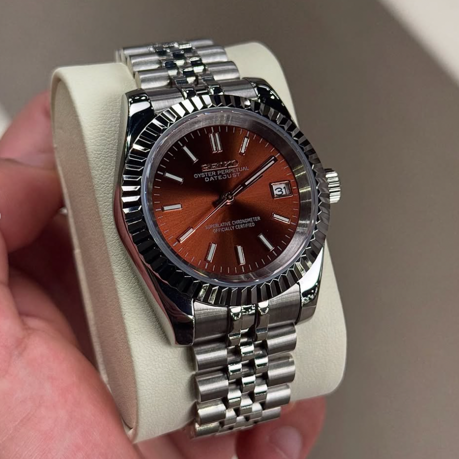 MONTURE® Mocha Brown Dial