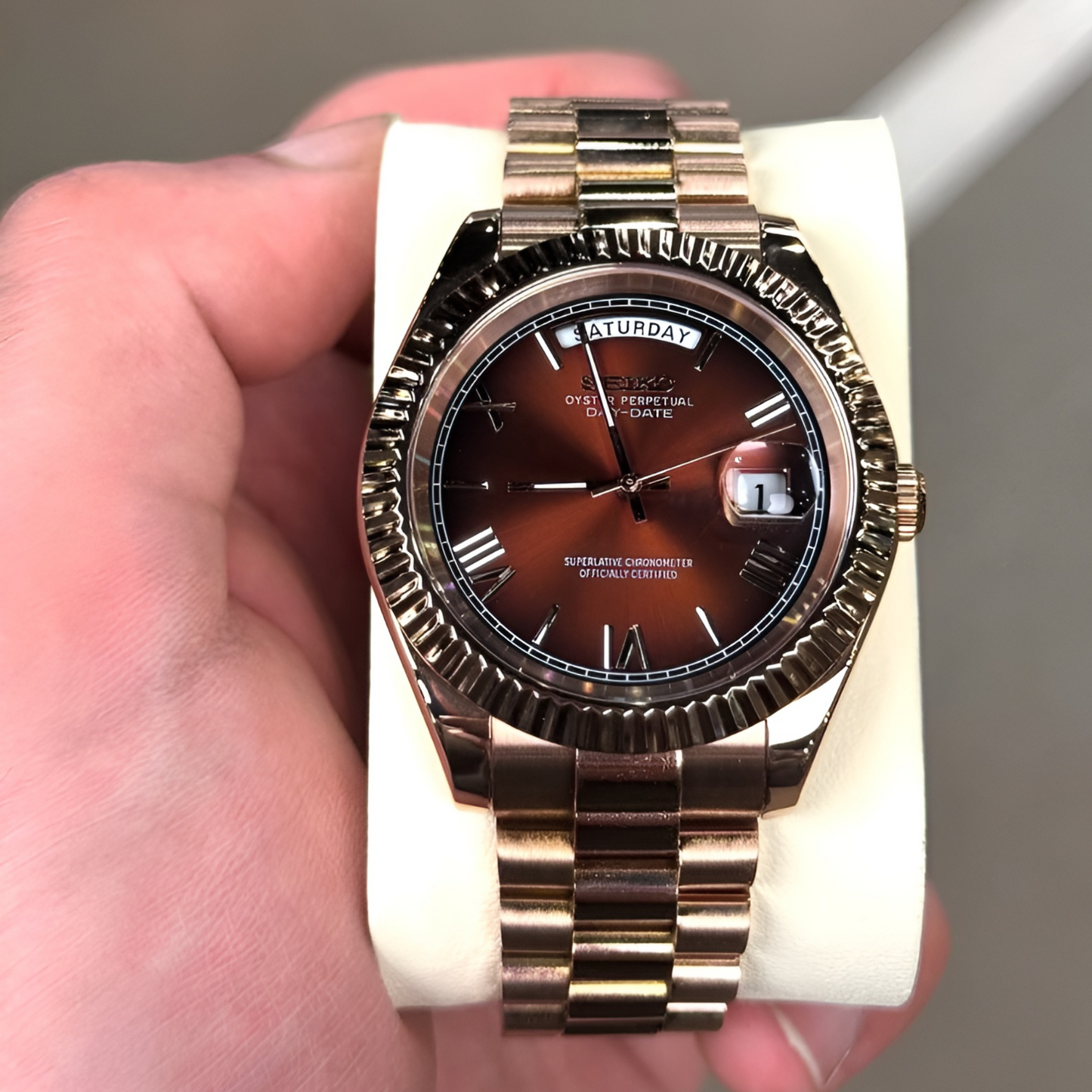 MONTURE® Champagne Roman Numeral