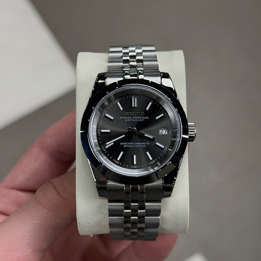 MONTURE® Satin Smoke Dial