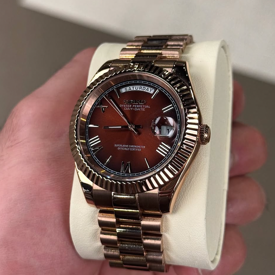 MONTURE® Champagne Roman Numeral
