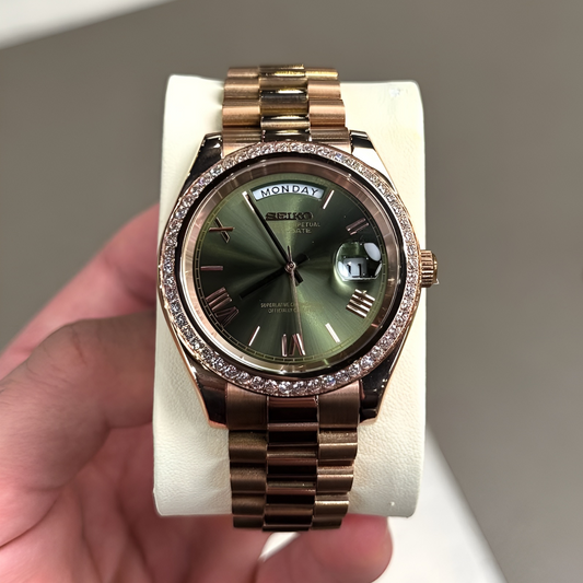 MONTURE® Royalé Roman Numeral Dial